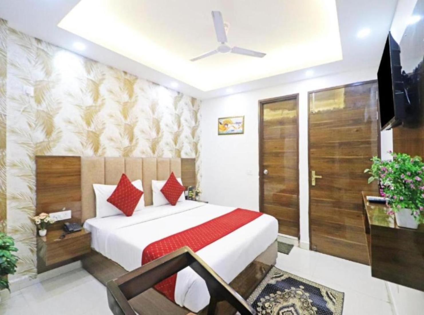 Hotel Vijaydeep Place Near Delhi Airport Neu-Delhi Exterior foto