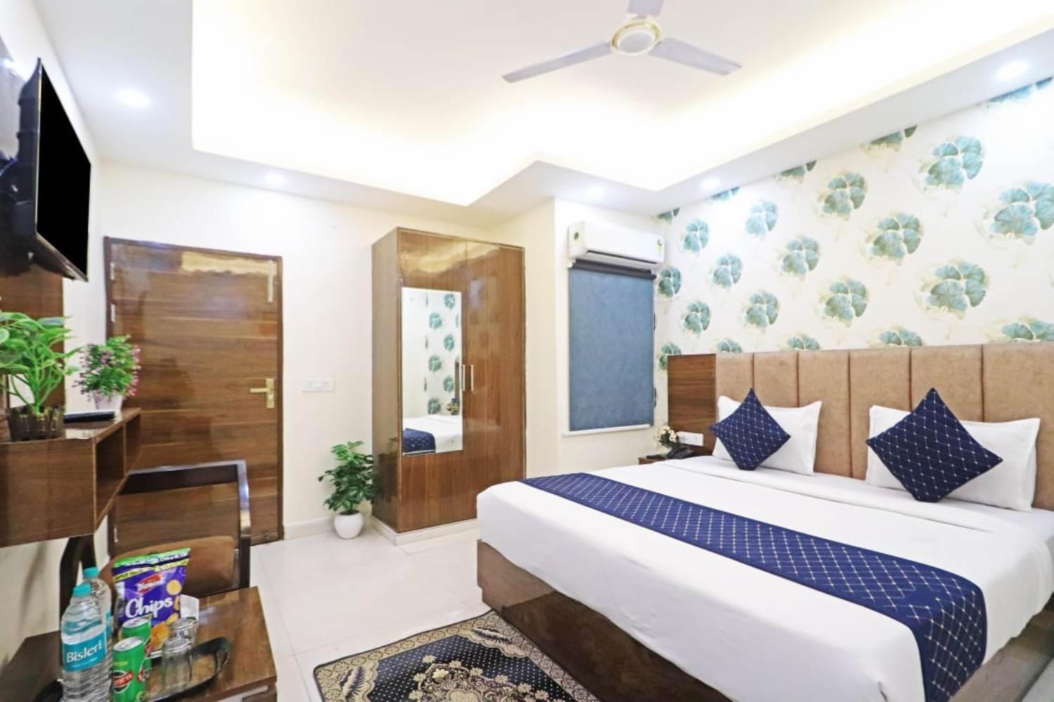 Hotel Vijaydeep Place Near Delhi Airport Neu-Delhi Exterior foto